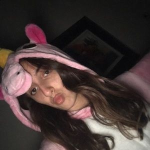 Meet your Posher, Clara